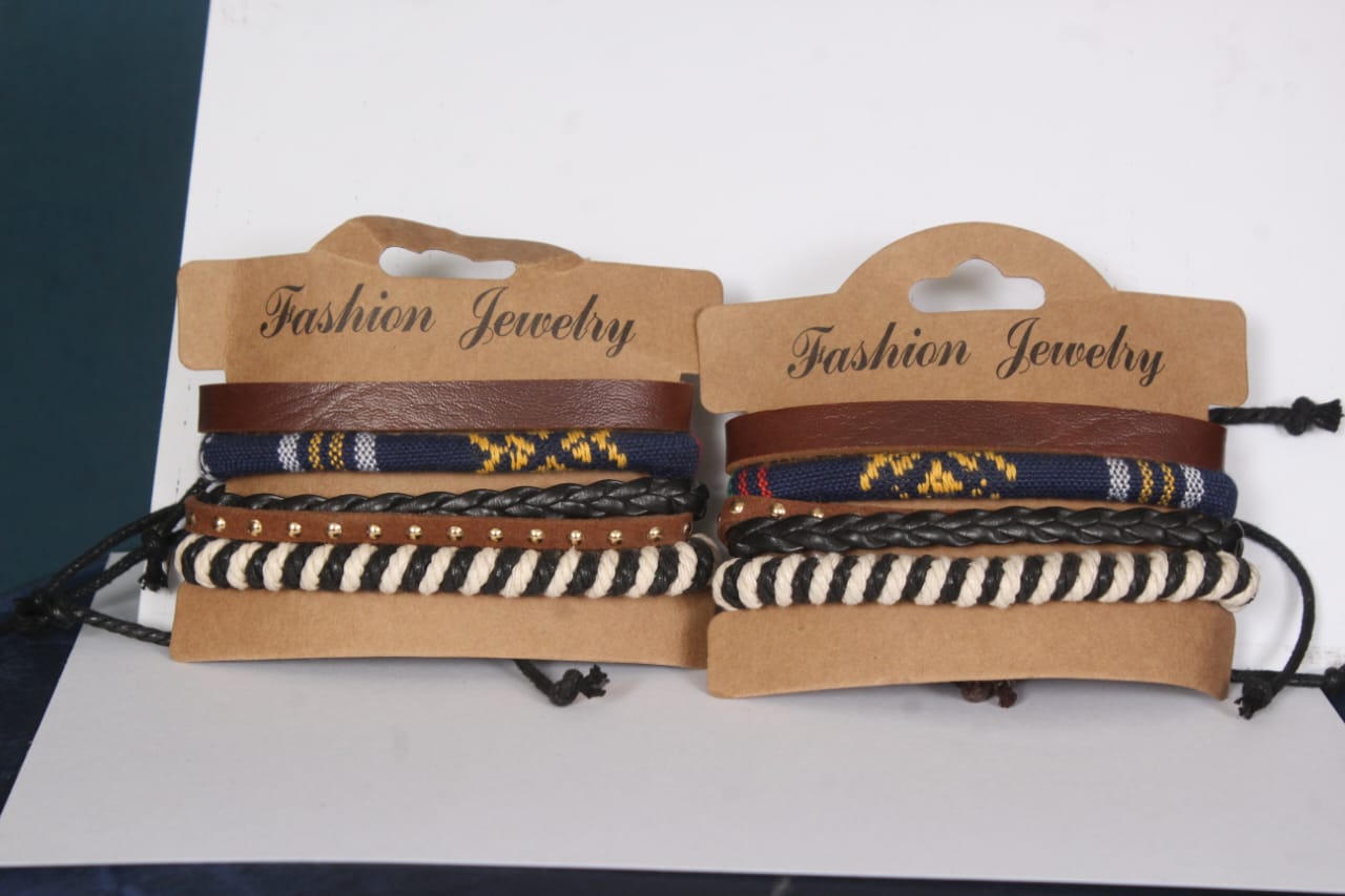 Set Vintage Multilayer Leather Bracelete For men's