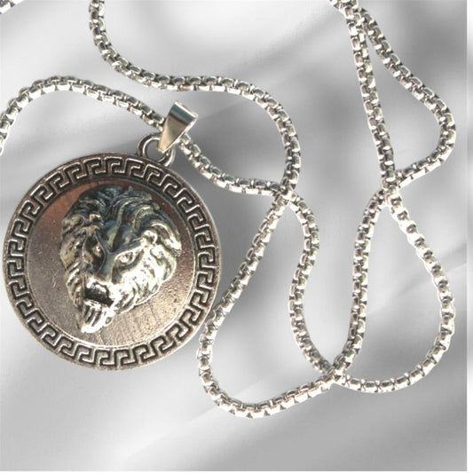 Versace Medusa 95 Pendant Nacklace Sliver
